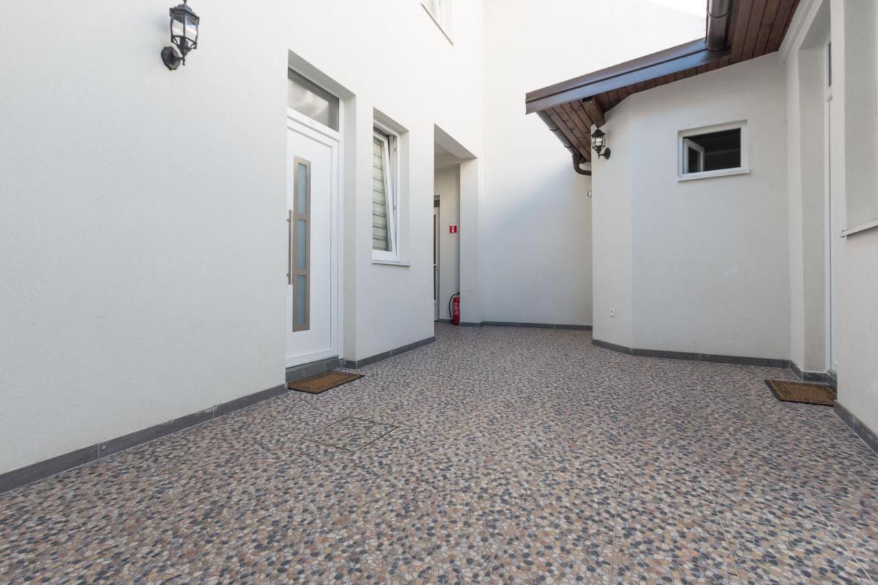 Apartments "Tuffo" Saraievo Exterior foto